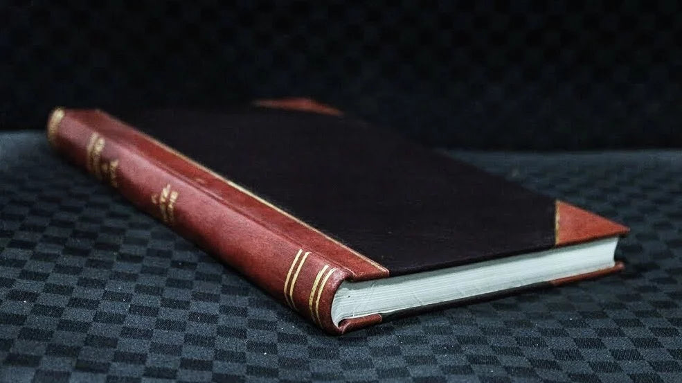 Les medailleurs et les graveurs de monnaies, jetons et medailles en France ... Avant-propos, notes, planches et tables par H. de la Tour (1904) [Leatherbound]