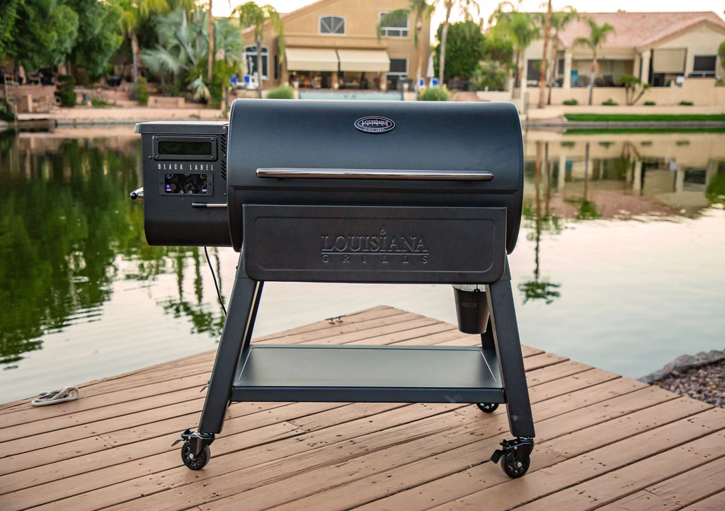 Louisiana Grills 1000 Black Label Series Pellet Grill with Wi-Fi&reg; and Bluetooth&reg;