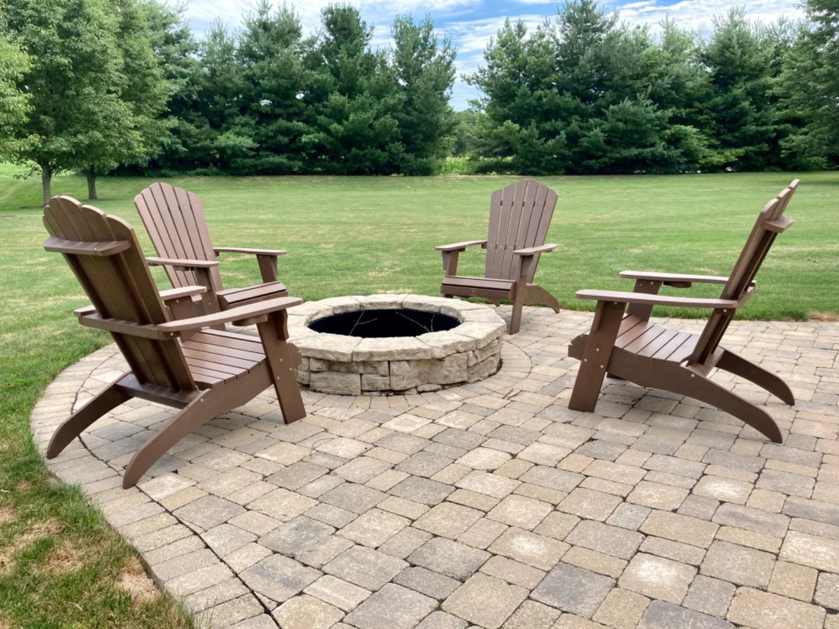 Qomotop Ploy Lumber Adirondack Chair with Cup Holder, Fade-Resistant Outdoor Seating with 350lbs Duty Rating, All-Weather Patio Chair for Garden,Brown