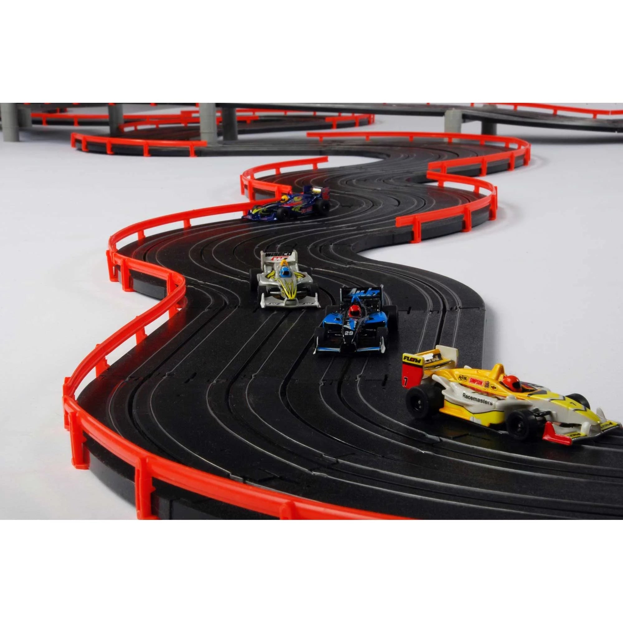 AFX 21018 Super International (MG+)